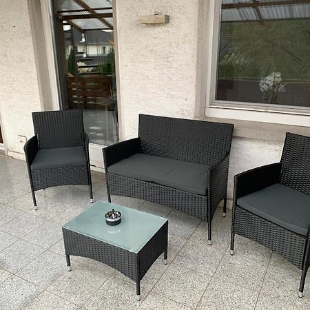 Aschaffapartment 4 Schlafzimmer Bis 10 Personen Bei Aschaffenburg Mainaschaff Bagian luar foto