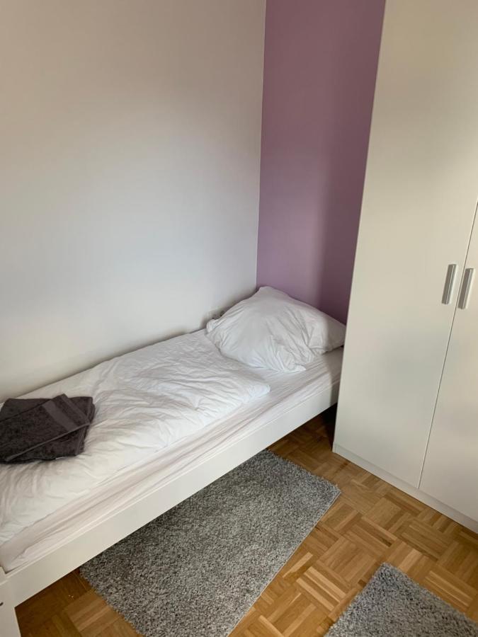 Aschaffapartment 4 Schlafzimmer Bis 10 Personen Bei Aschaffenburg Mainaschaff Bagian luar foto