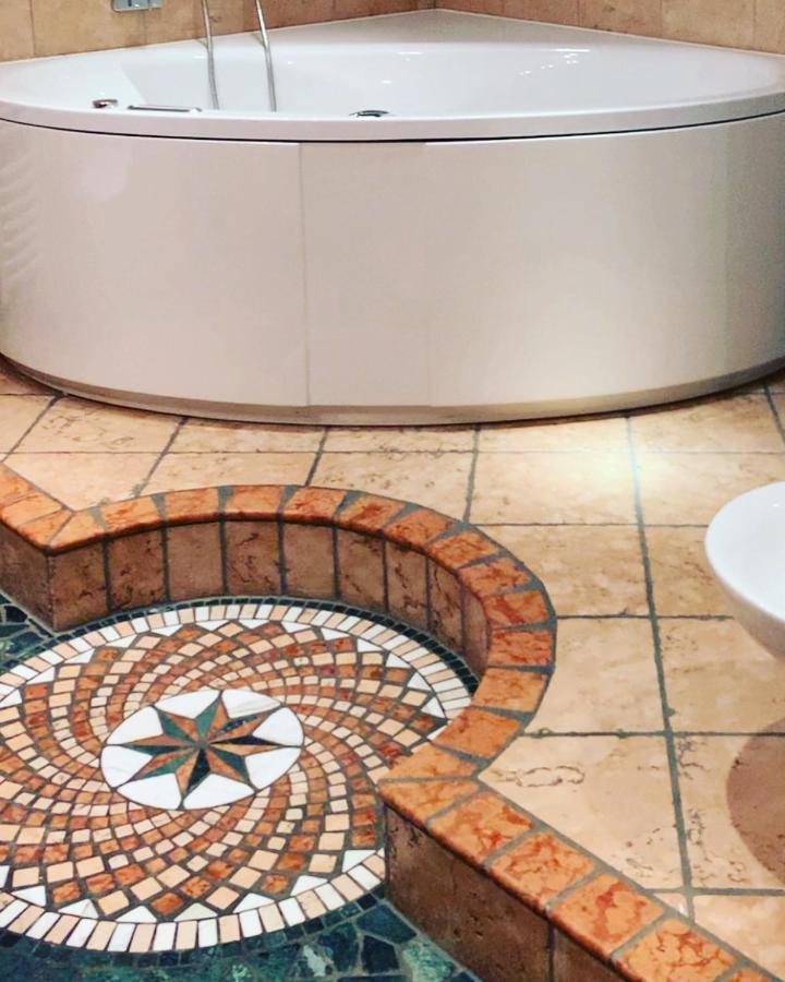 Aschaffapartment 4 Schlafzimmer Bis 10 Personen Bei Aschaffenburg Mainaschaff Bagian luar foto