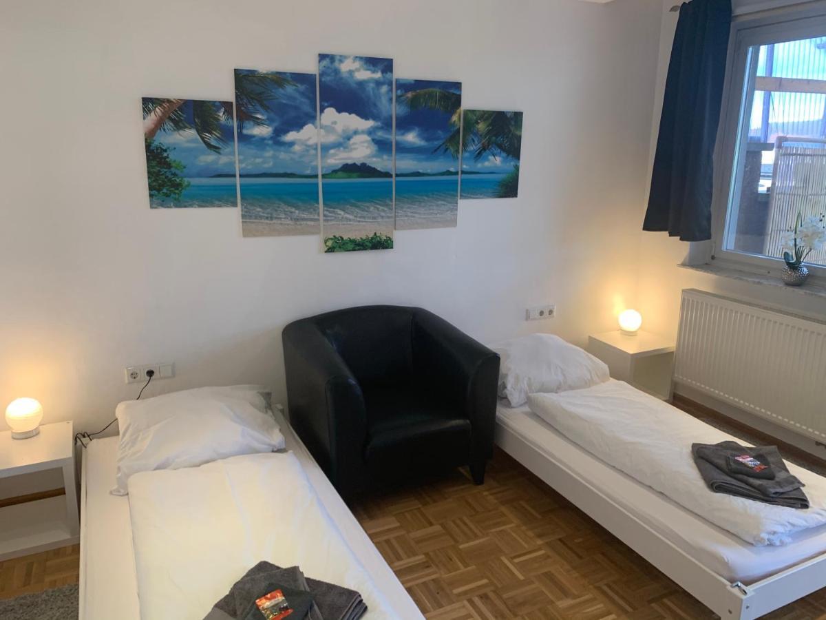 Aschaffapartment 4 Schlafzimmer Bis 10 Personen Bei Aschaffenburg Mainaschaff Bagian luar foto