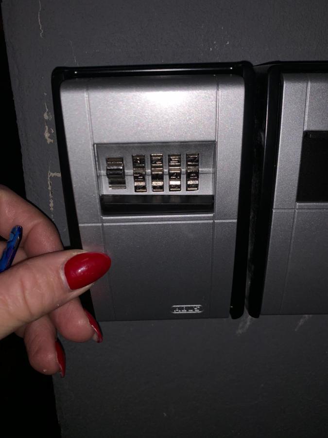 Aschaffapartment 4 Schlafzimmer Bis 10 Personen Bei Aschaffenburg Mainaschaff Bagian luar foto